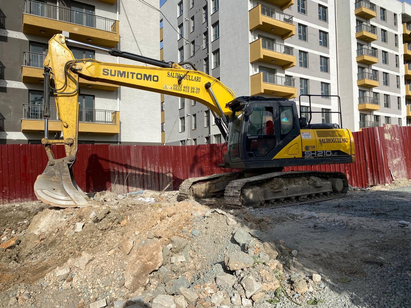 Ekskavatör Çalışmaları - Z GRUP İNŞAAT iş makinesi hizmetleri